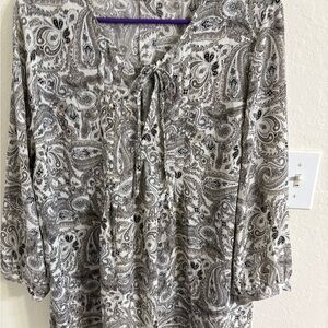 NWOT Lila Rose Black and White Paisley Blouse.